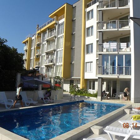 Apartcomplex New Tawn Obzor Esterno foto